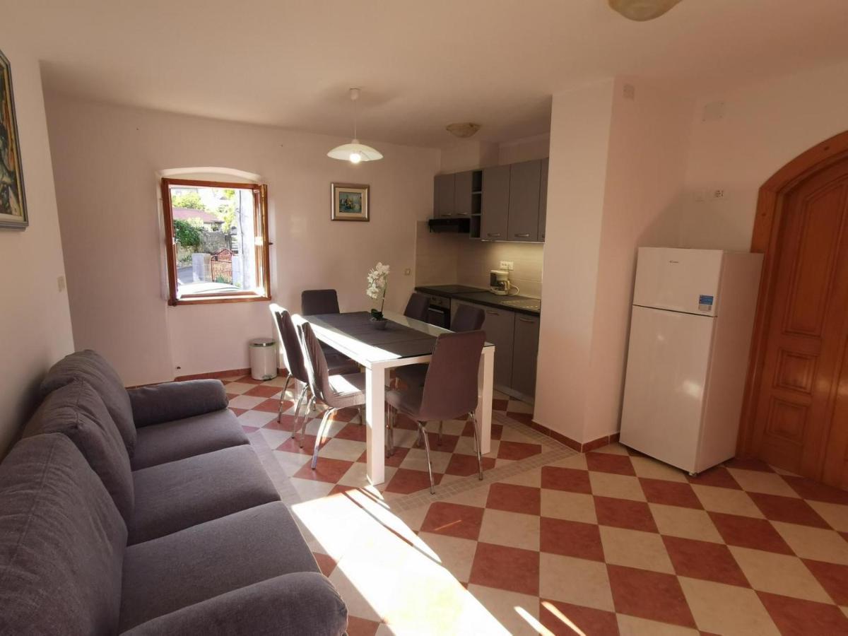 Nilda 2 Appartement Funtana Buitenkant foto